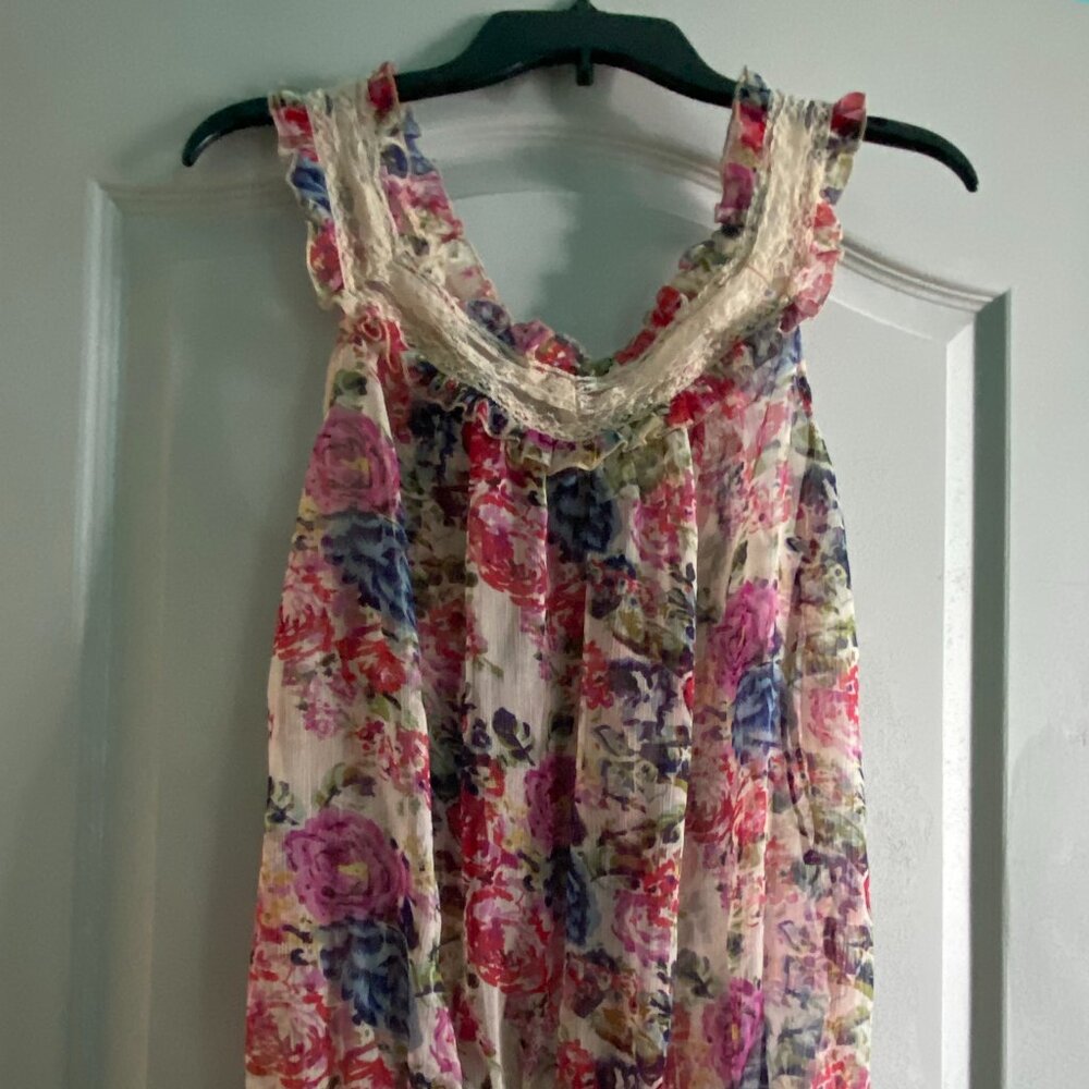 Womens Size Large Passport Lacy Transparent Floral Neutral Sleeveless Blouse